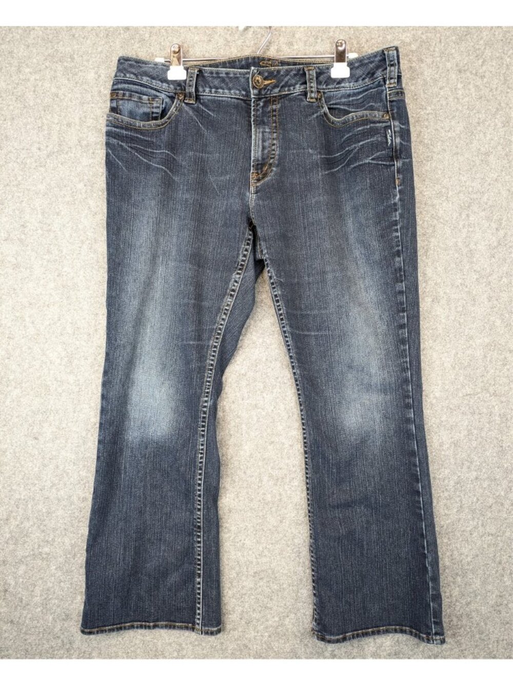 Silver Jeans Womens Size 18 Suki Jeans Mid Boot Cut Blue Fluid Denim Stretch